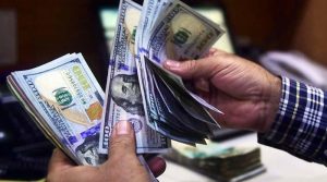 پاکستان اسی ماہ امارات کے 2 اور یورو بانڈ کے 1.3 ارب ڈالر واپس کریگا