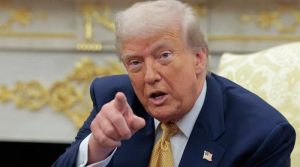 ایران کے پاس 48 گھنٹے باقی ہیں، کوئی معاہدہ کر لے یا آبنائے ہرمز کھول دے، ورنہ اس پر قیامت ٹوٹ پڑے گی: ٹرمپ