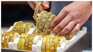 سونے کی فی تولہ قیمت میں 1100 روپے کا اضافہ