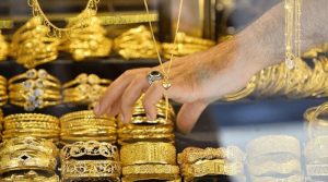 ملک میں سونے کی قیمت میں کمی ہوگئی