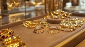 ملک بھر میں فی تولہ سونے کی قیمت میں 15 ہزار سے زائد کا اضافہ