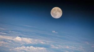 مئی میں بلیو مون کا نظارہ کب ہوگا؟