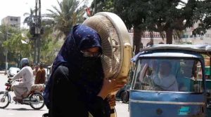 گزشتہ روز کے مقابلے گرمی میں کمی، پارہ 35 ڈگری ریکارڈ