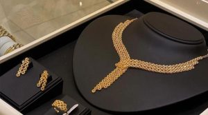 سونے کی قیمت میں معمولی کمی