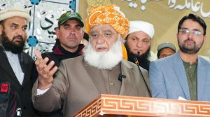 بے امنی کی وجہ سے تاجر برادری خوف کا شکار ہے، امن ہوگا تو سرمایہ کاری آئیگی: مولانا فضل الرحمان