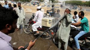ملک بھر میں گرمی کی لہر،کراچی میں آج موسم کیسا رہےگا؟