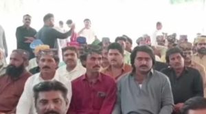 102 مقدمات میں مطلوب ڈاکو بیلو تیغانی سمیت کچے کے 60 خطرناک ڈاکوؤں نے ہتھیار ڈال دیے