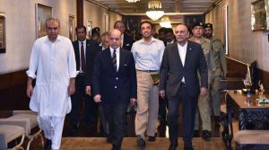 ن لیگ کا اپوزیشن میں بیٹھنے کا فیصلہ، وزیراعظم نے پی پی کو گلگت بلتستان اسمبلی میں حکومت بنانے کی دعوت دے دی